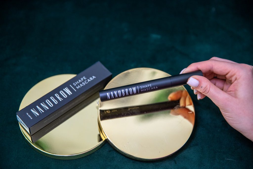 nanobrow shape mascara